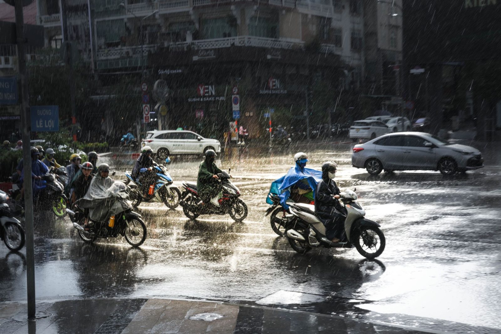 Watershed Bags: Τι πρέπει να γνωρίζετε πριν την αγορά αδιάβροχης τσάντας